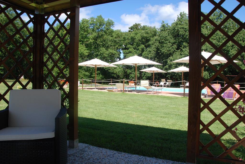 Agriturismo Antica Riserva Кастильоне дел Лаго Екстериор снимка