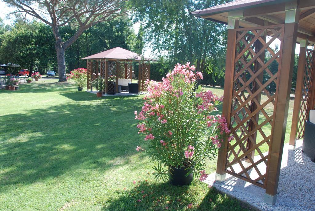 Agriturismo Antica Riserva Кастильоне дел Лаго Екстериор снимка
