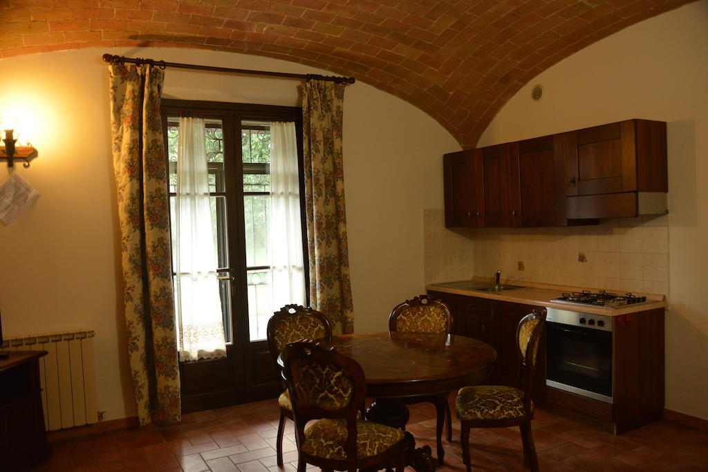 Agriturismo Antica Riserva Кастильоне дел Лаго Стая снимка